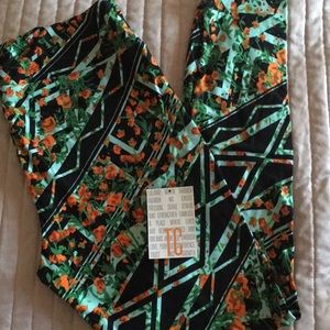 🆕 LLR floral Leggings